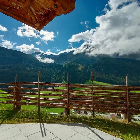 Semesterbostad Innerzarge Tux